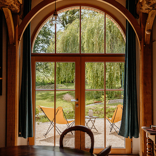 Découvrez une rénovation de chambres d'hôtes situées à Goven (35). Un témoignage client enrichissant !